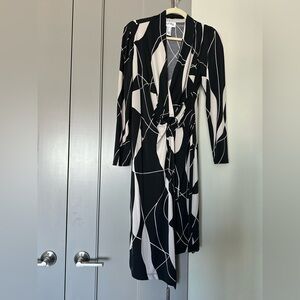 Joseph Ribkoff Long Sleeve Black and Cream Dress